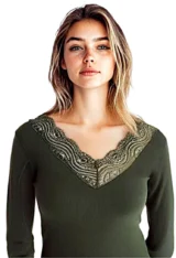 Tee-shirt kaki à manches longues col et dos en dentelle-vue sur modèle
