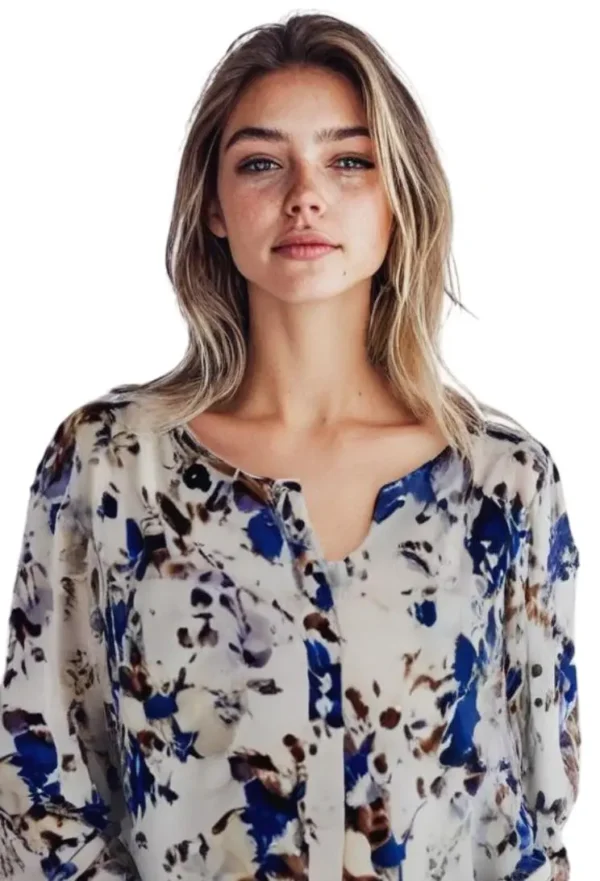 Chemisier imprimé fleuri fond beige-modèle face