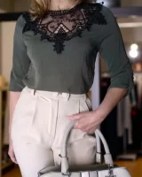 Chemisier Femme vert olive Col Dentelle noir-modèle