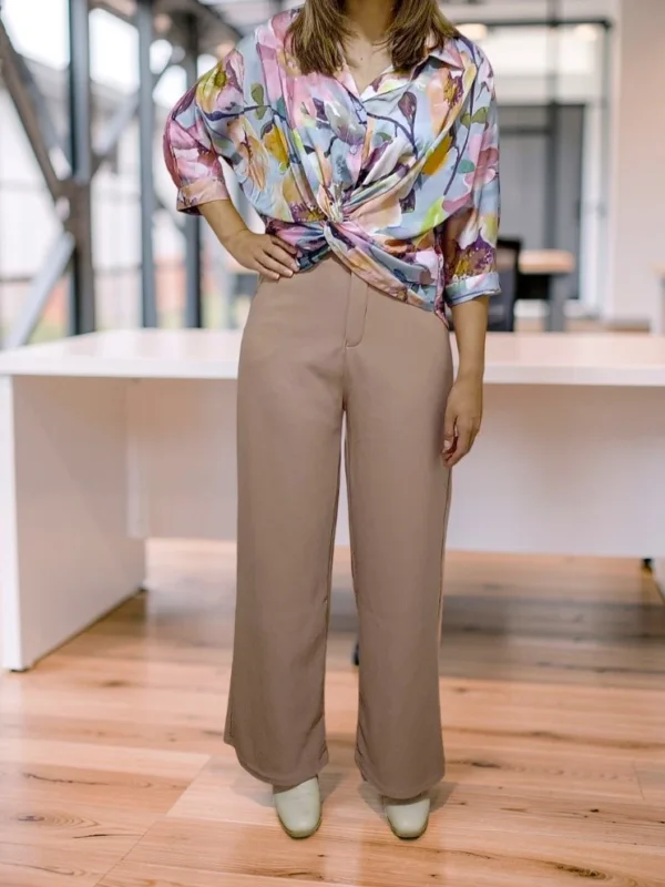 Pantalon Large Extensible Beige Nude – Taille Haute & Coupe Fluide Elegante